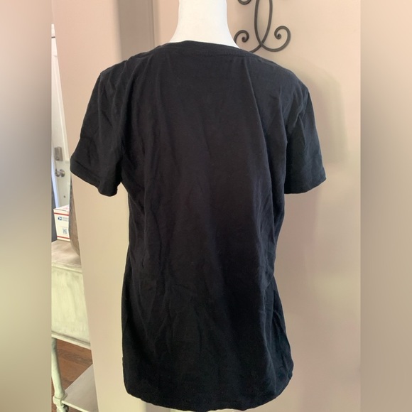 Torrid size 0 Black Graphic Women’s Shirt - Picture 2 of 2